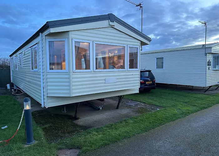 3 Bedroom Pet Free Static Caravan In Prestatyn