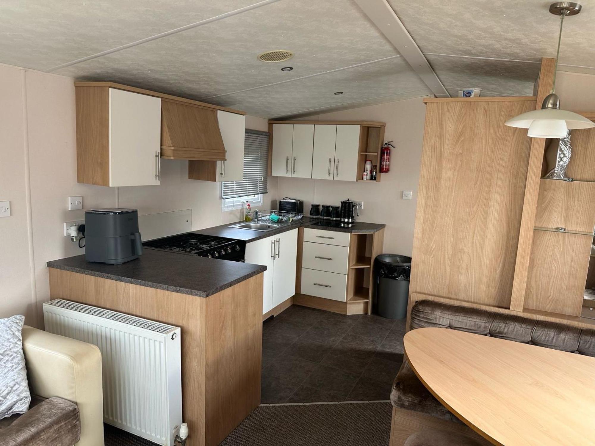 3 Bedroom Pet Free Static Caravan In Prestatyn Chalet Rhyl